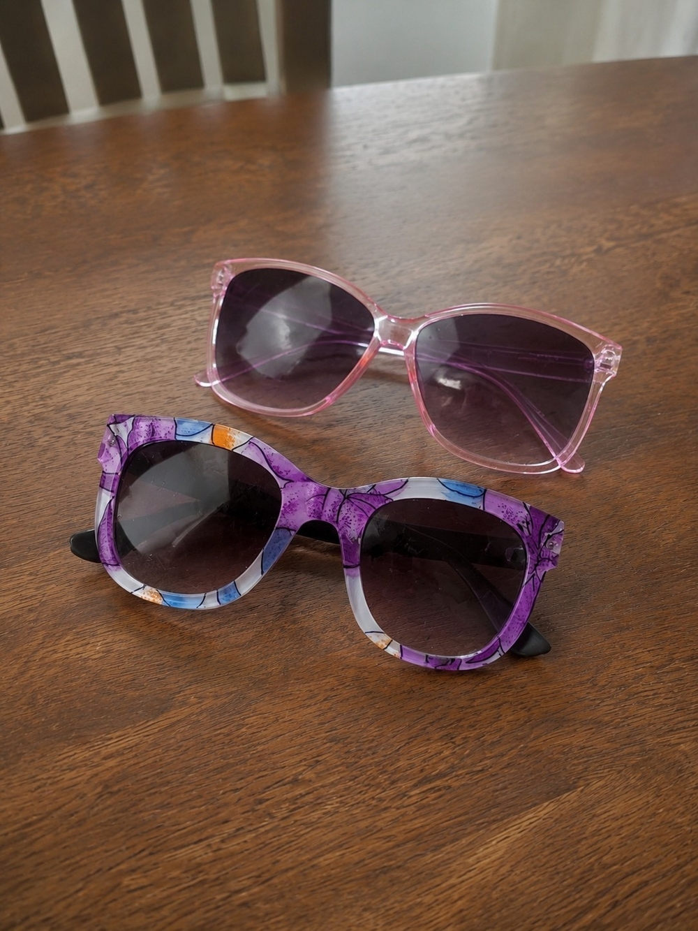 Women’s Sunglasses 2-Pair Lot Pink & Purple Multicolor Fashion Frames